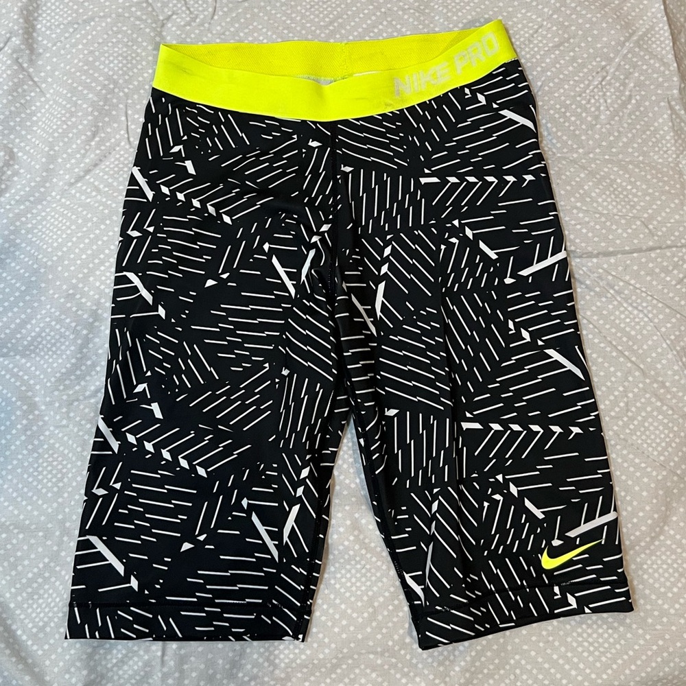Nike Pro women’s long biker shorts